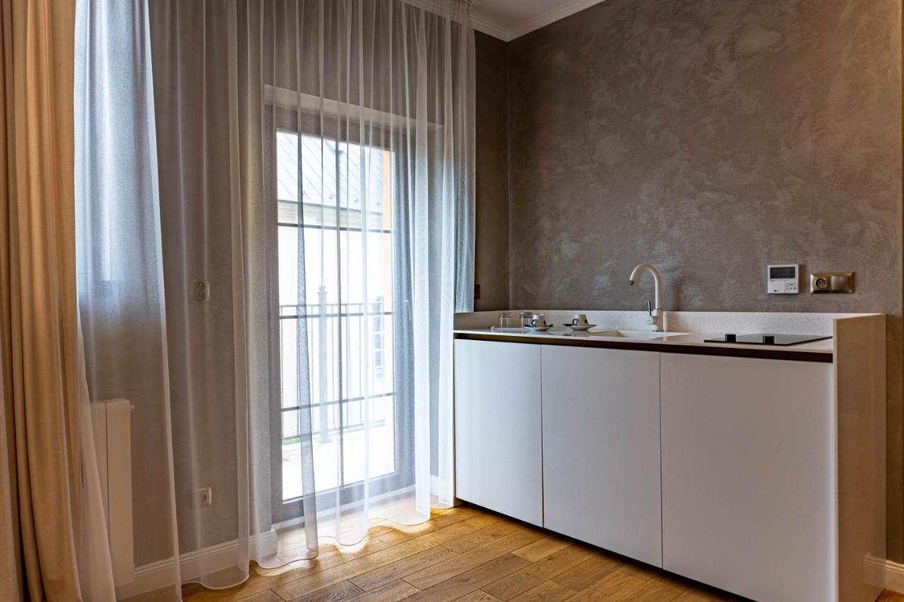 Rosso Aparthotel Μιχάλοβτσε Εξωτερικό φωτογραφία